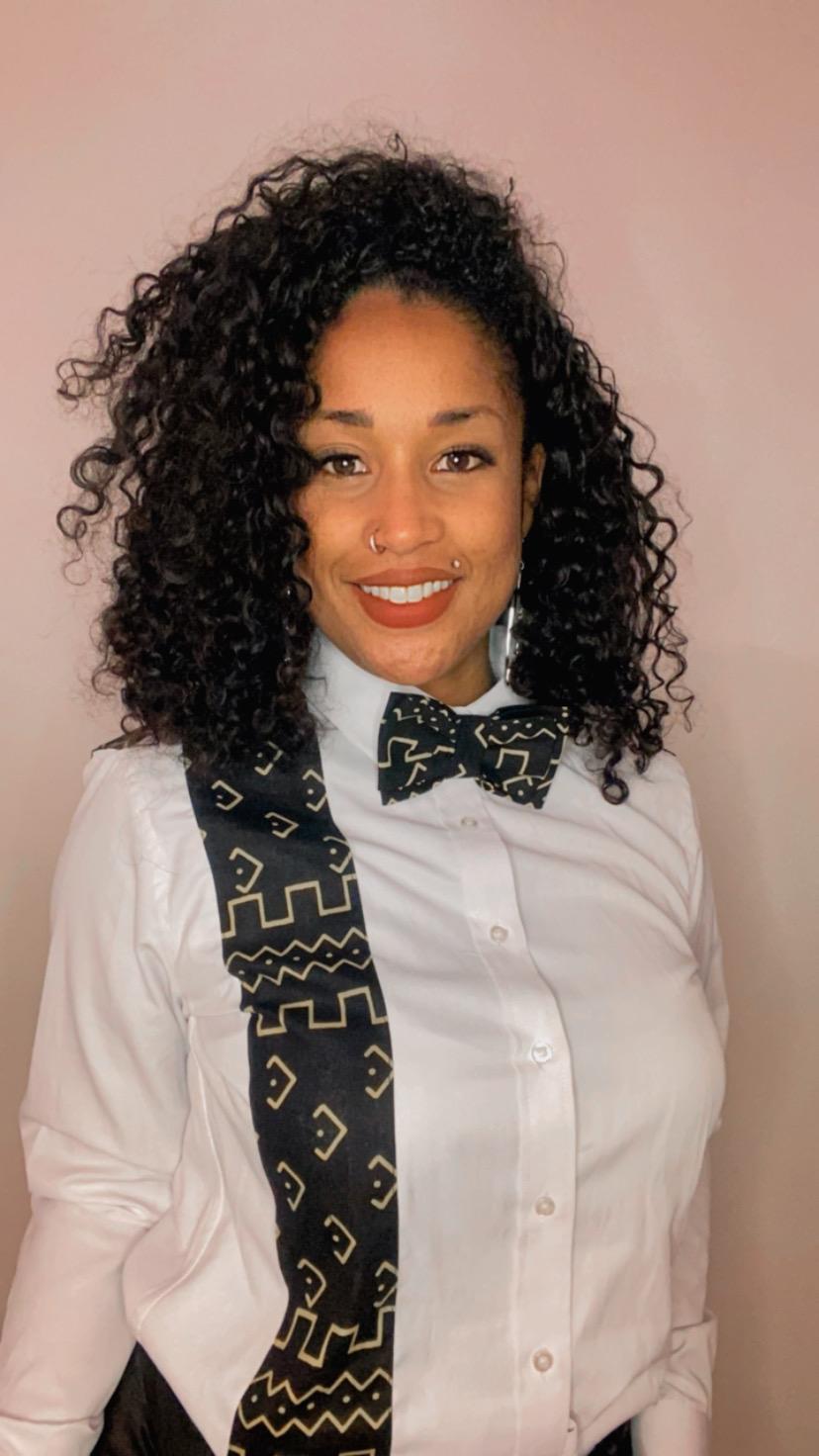 Chemise personnalisée avec cravate papillon tissu sac